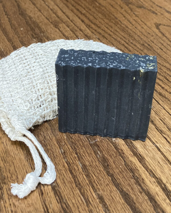 lemongrass-tea-tree-charcoal-1-soap